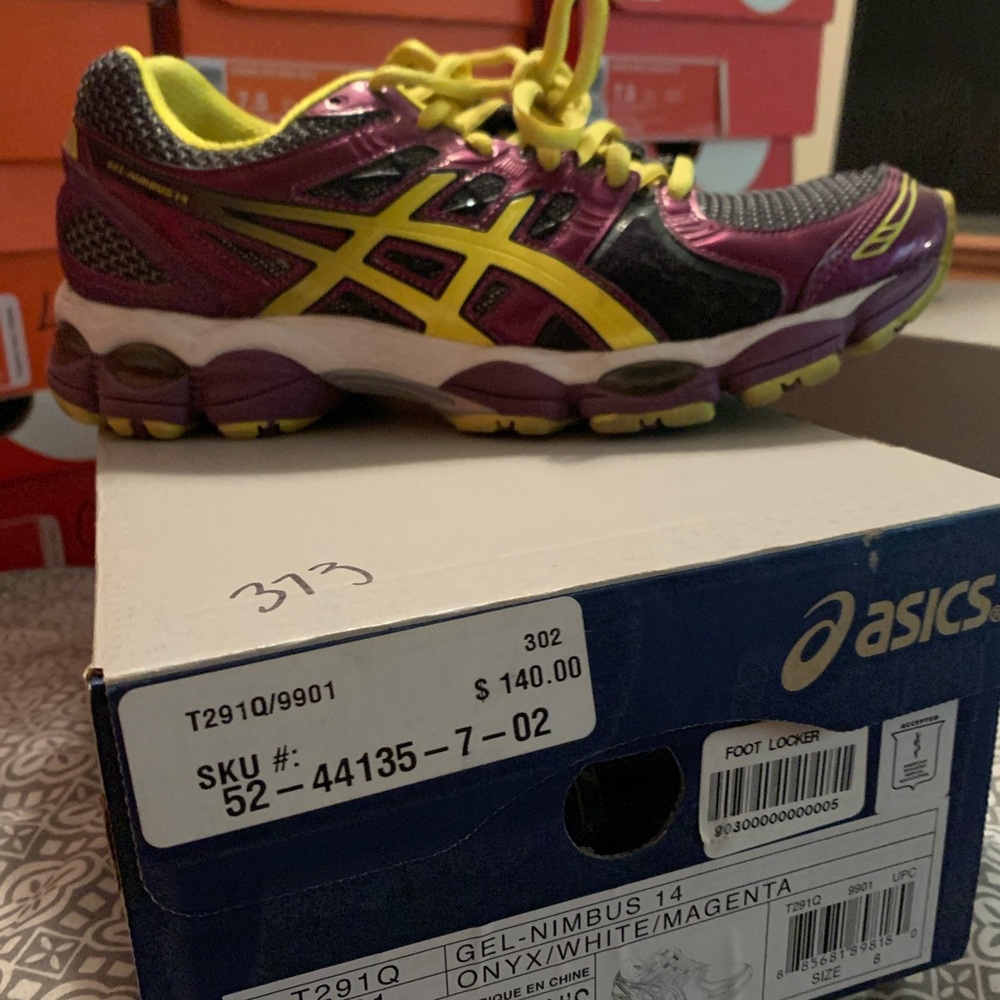 Women’s Asics
